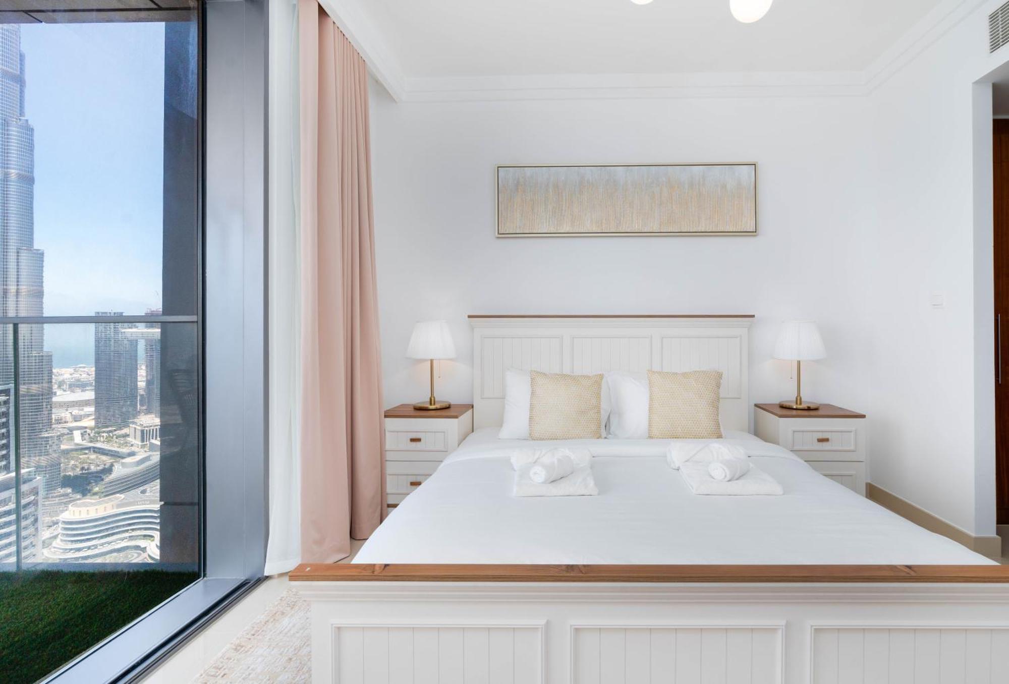Lux Apt-Burj View Opp. Dxb Mall Dubai Bagian luar foto
